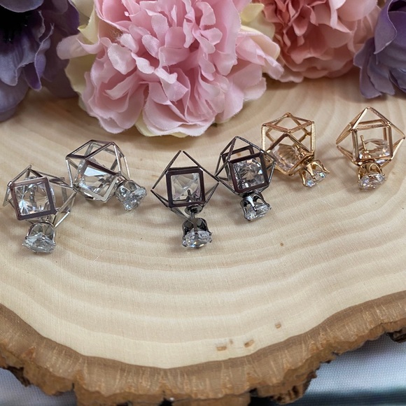 Geometric Double Stud Crystal Diamond Earrings - Picture 4 of 8